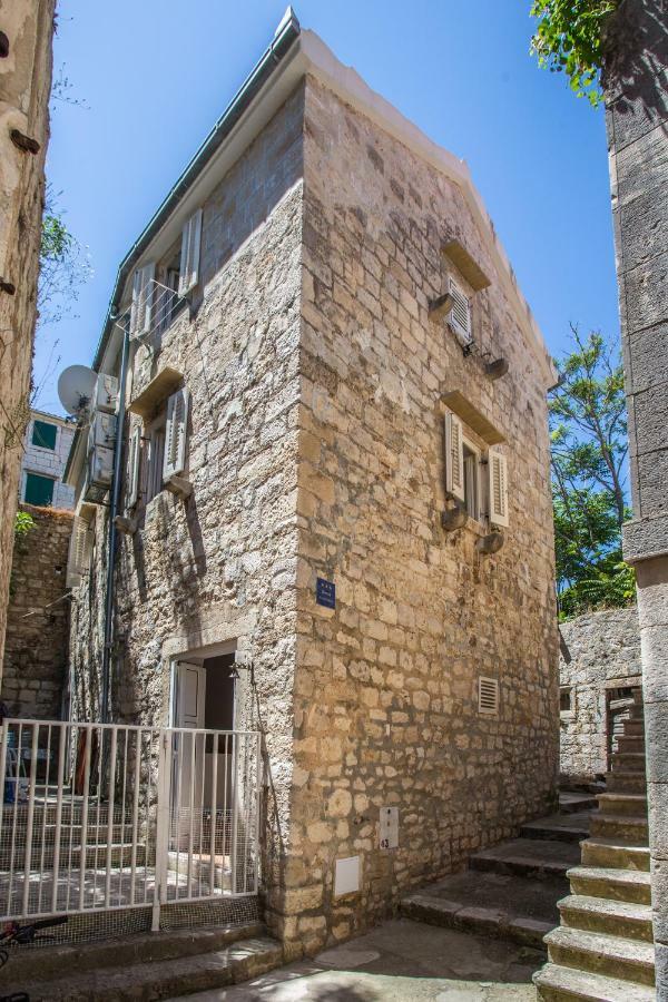 Apartment In Vis Historic Center - Mikula, Ljubica, Toma Zewnętrze zdjęcie